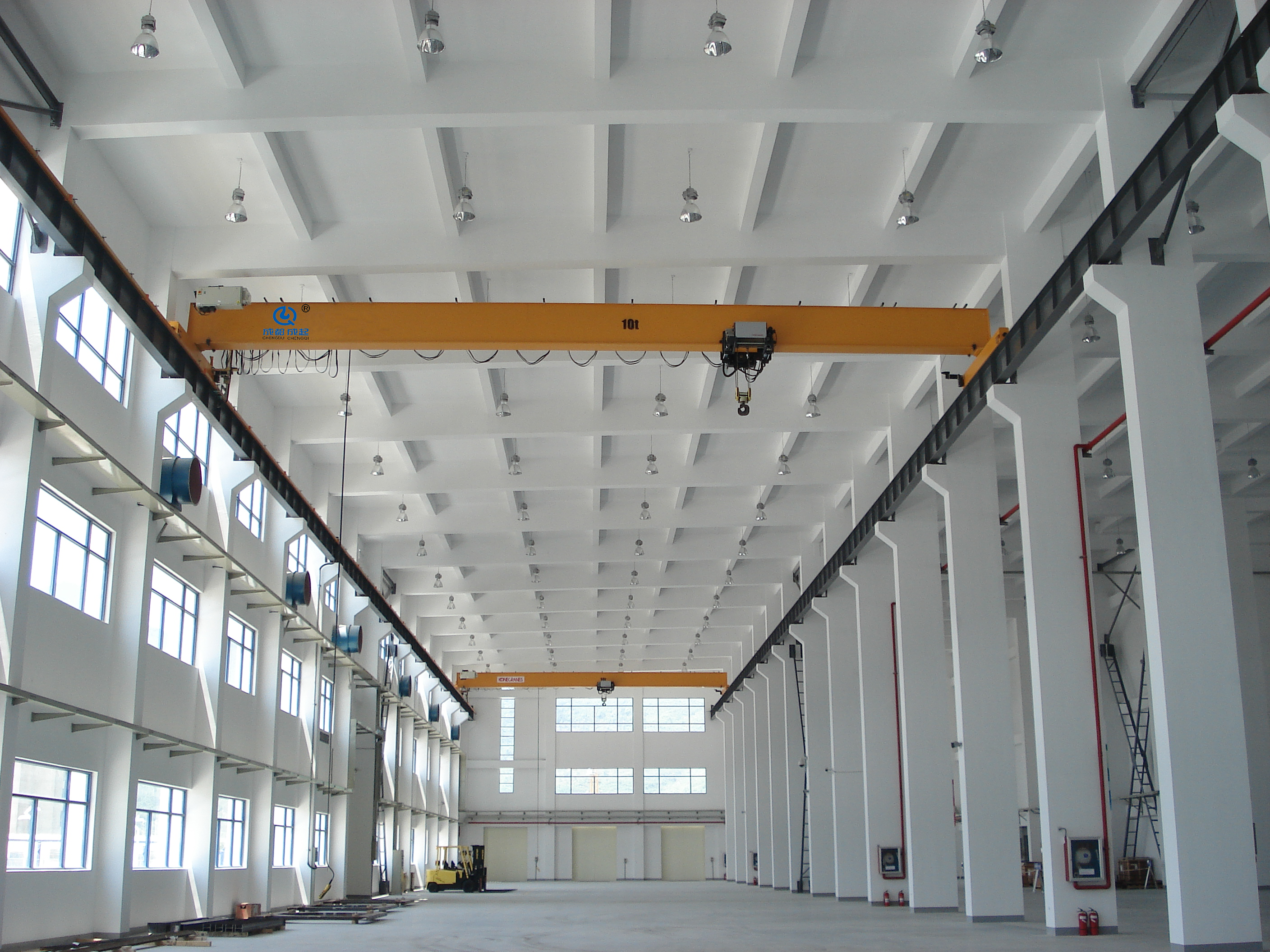 橋式常規起重機(圖1)